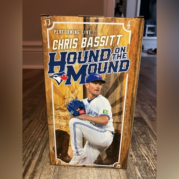 [SOLD] 🛑 Blue Jays Bobblehead — Chris Bassitt - Picture 2 of 7